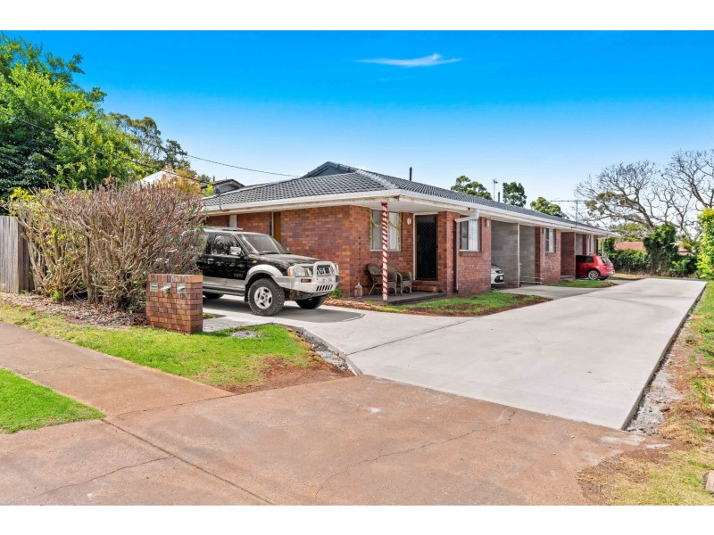 2/171a Alderley Street, Centenary Heights QLD 4350