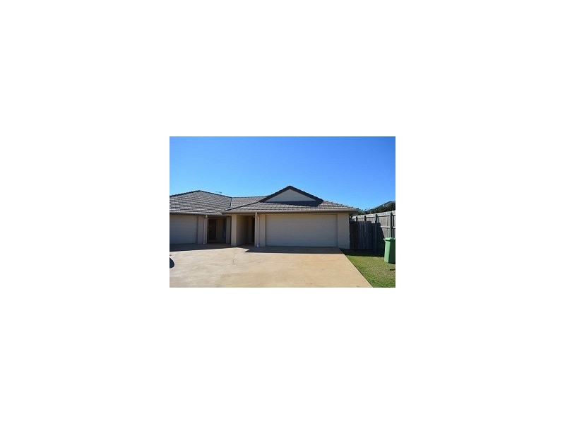 2/19 Winning Street, Glenvale QLD 4350