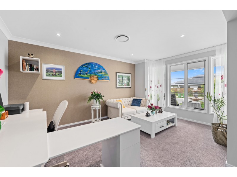 15 Greenaway Street, Greenbank QLD 4124