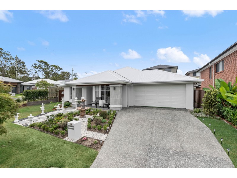 15 Greenaway Street, Greenbank QLD 4124