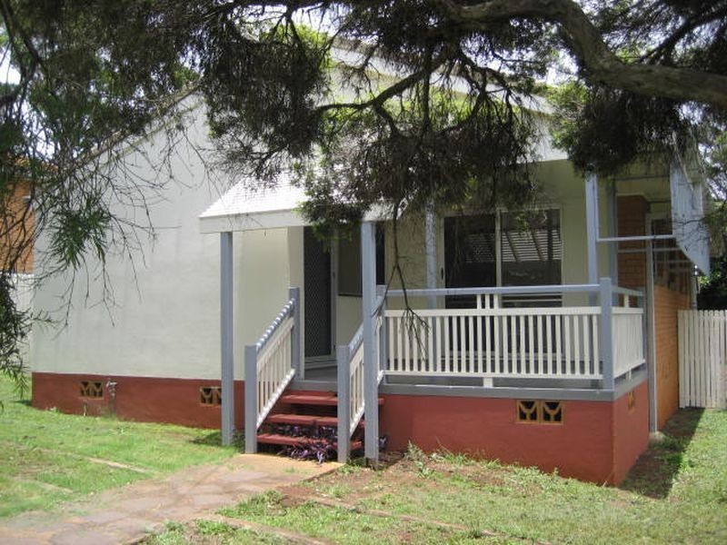 3 Festival Street, Rockville QLD 4350