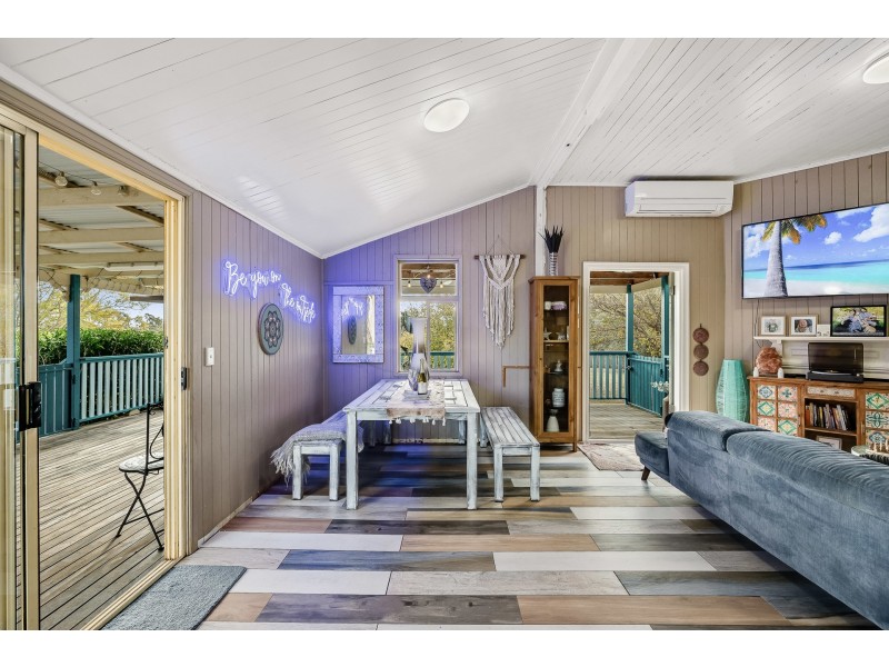 56 Paton Road, Meringandan QLD 4352