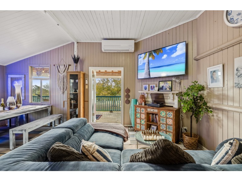 56 Paton Road, Meringandan QLD 4352