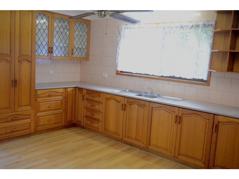 311 Bridge Street, Newtown QLD 4350