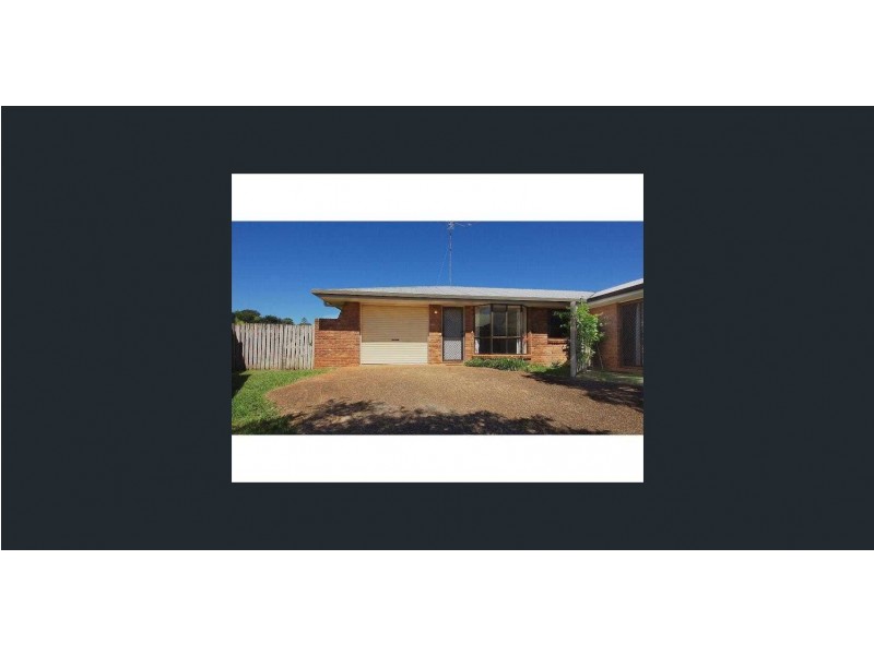 2/14 Marguerita Court, Centenary Heights QLD 4350