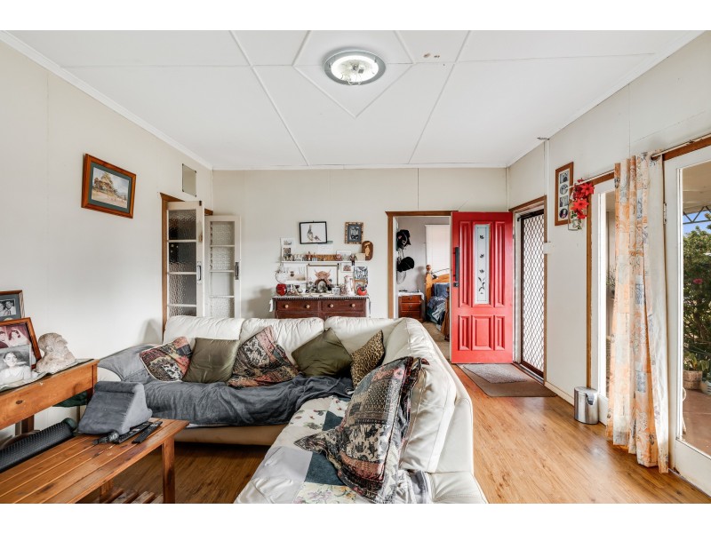 20 Buckland Street, Harristown QLD 4350