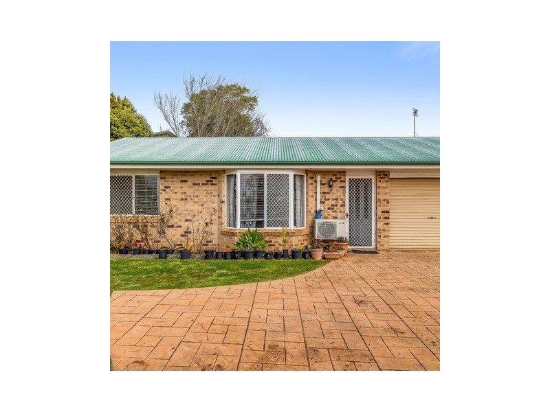 2/3 Quinlan Court, Darling Heights QLD 4350