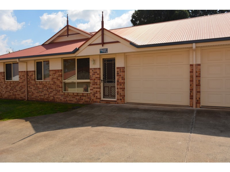 3/4a Wyndham Street, North Toowoomba QLD 4350