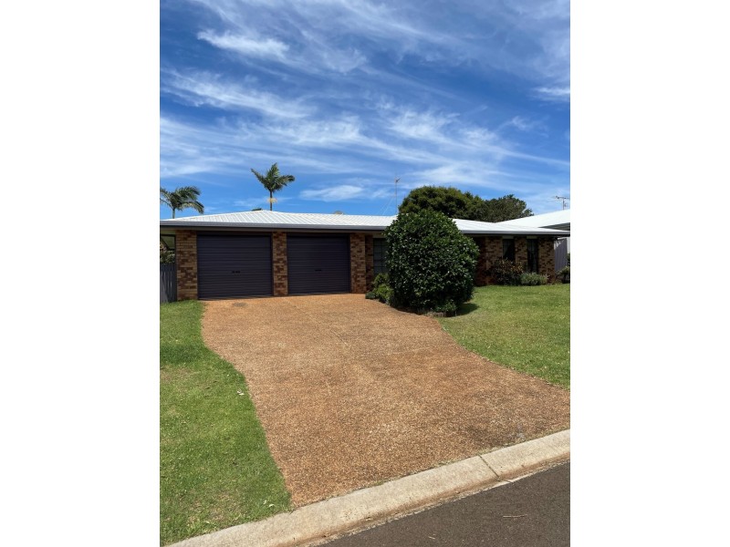 26 Danica Court, Kearneys Spring QLD 4350