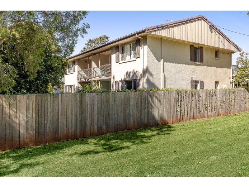 1,2,3,4/110A James Street, South Toowoomba QLD 4350