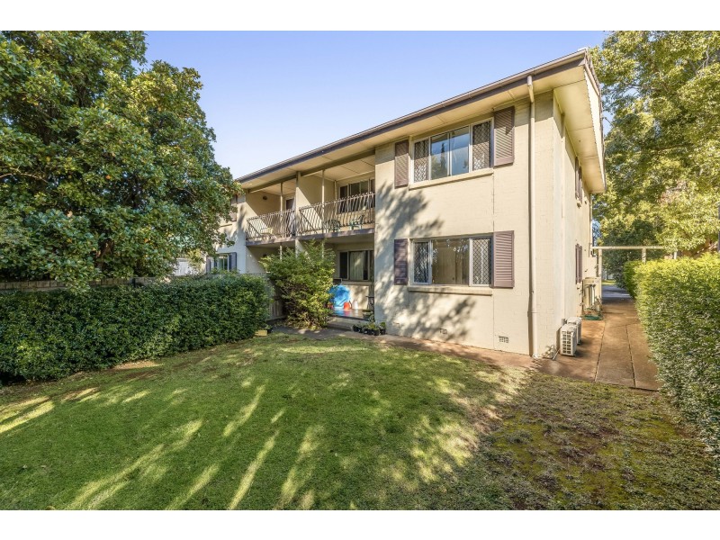 1,2,3,4/110A James Street, South Toowoomba QLD 4350