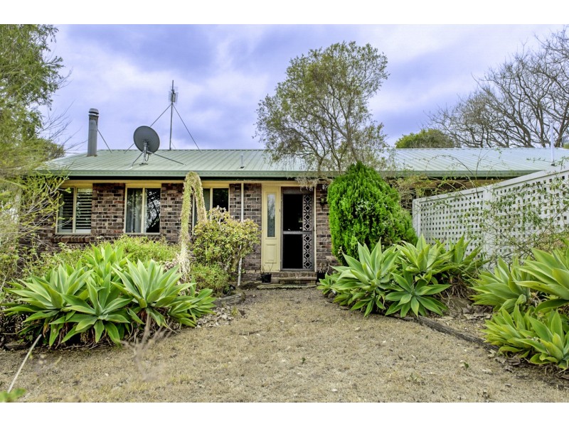 6 Ramsay Street, Greenmount QLD 4359