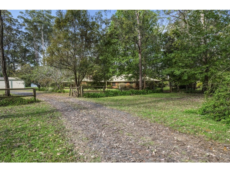 19 Fairy Road, Highfields QLD 4352