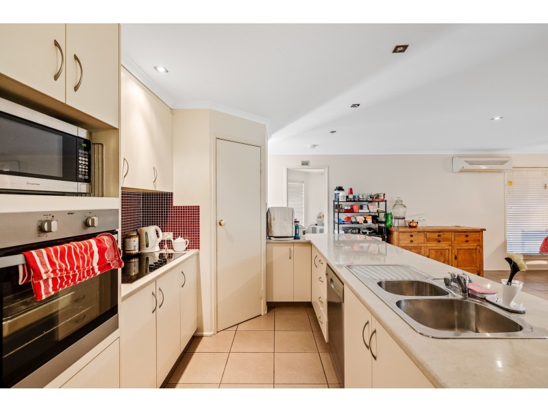 18 Penny Road, Highfields QLD 4352