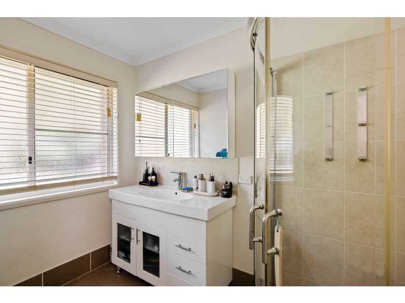 18 Penny Road, Highfields QLD 4352
