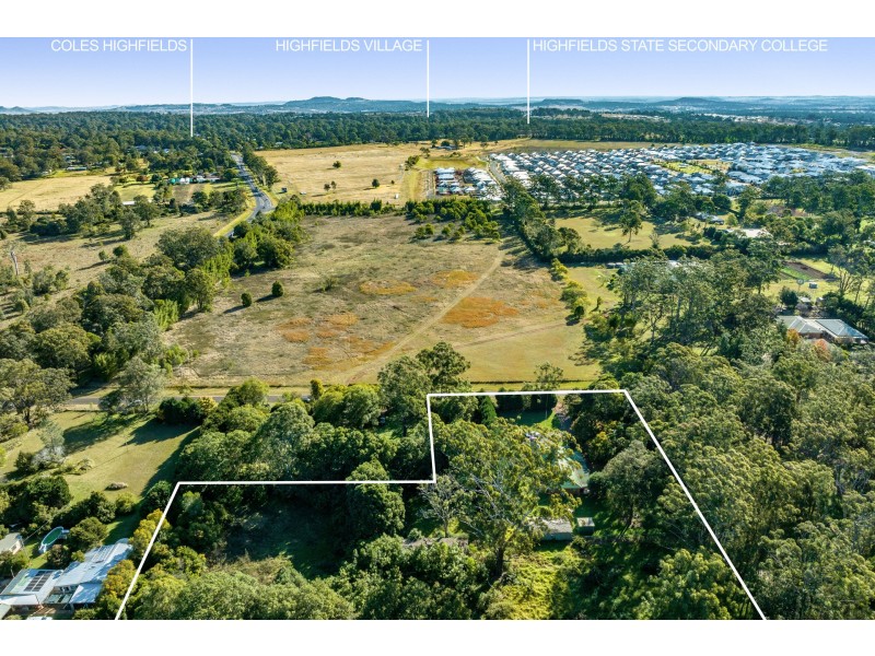 18 Penny Road, Highfields QLD 4352