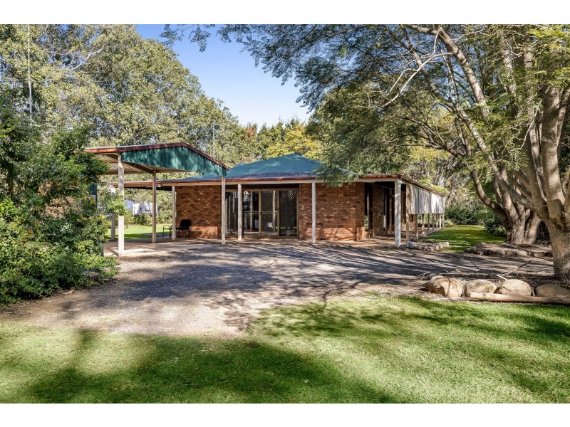 12 Penny Road, Highfields QLD 4352