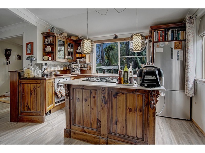 10 Boronia Court, Hatton Vale QLD 4341