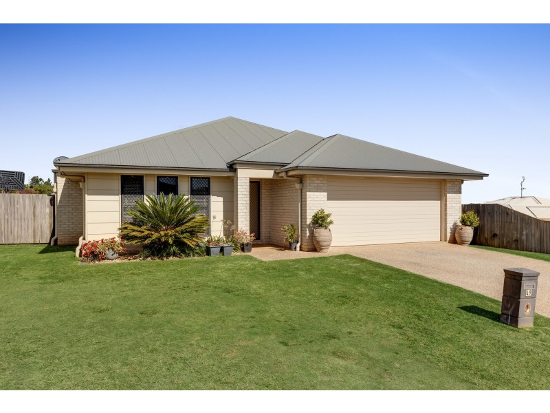 49 Smythe Drive, Highfields QLD 4352