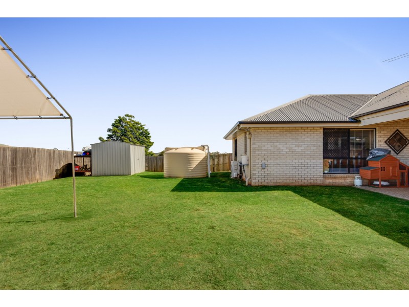 49 Smythe Drive, Highfields QLD 4352