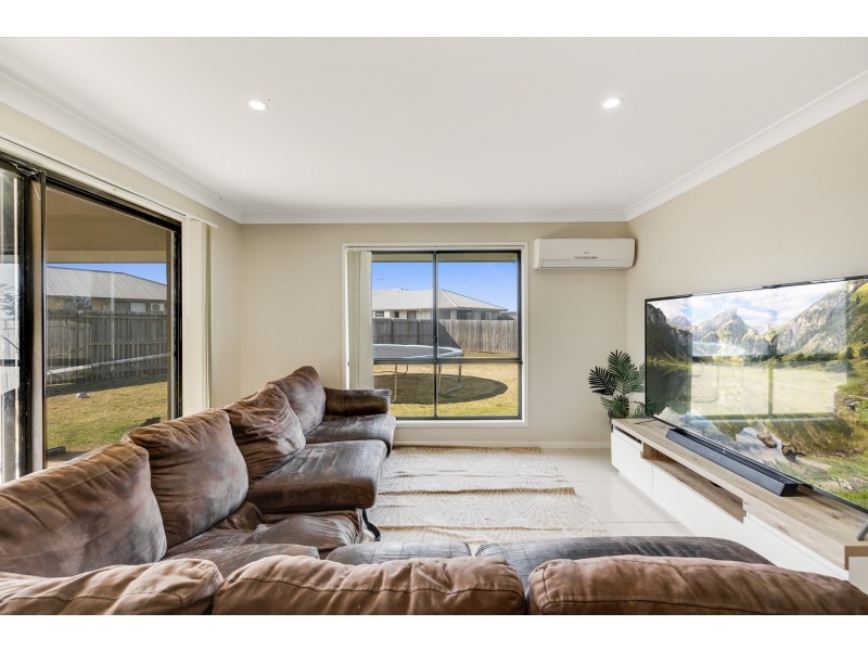 19 Kensei Street, Wyreema QLD 4352