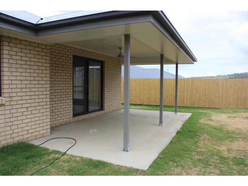 7 Sophia Crescent, Cotswold Hills QLD 4350
