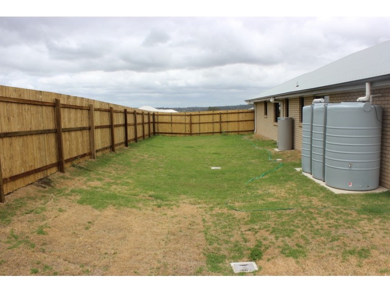7 Sophia Crescent, Cotswold Hills QLD 4350