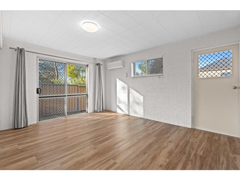 2/4 Bristol Street, Newtown QLD 4350