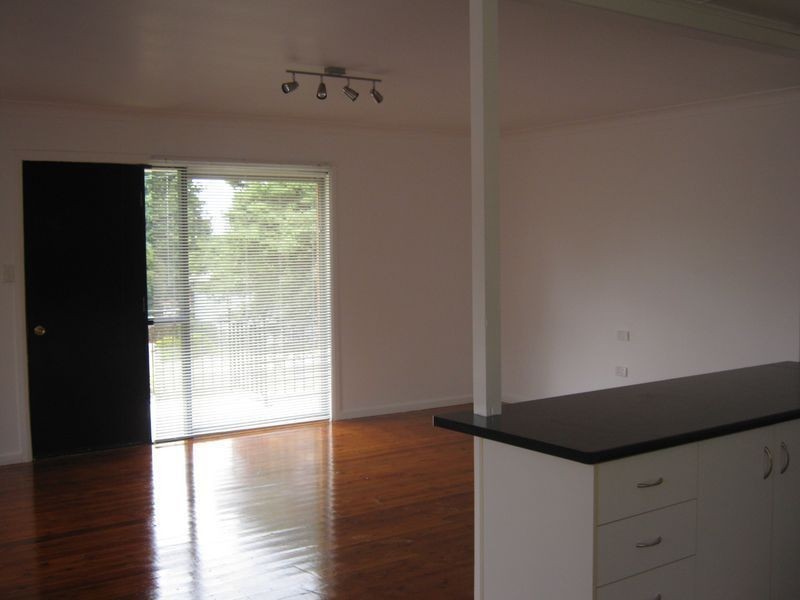 41 Jellicoe Street, Mount Lofty QLD 4350