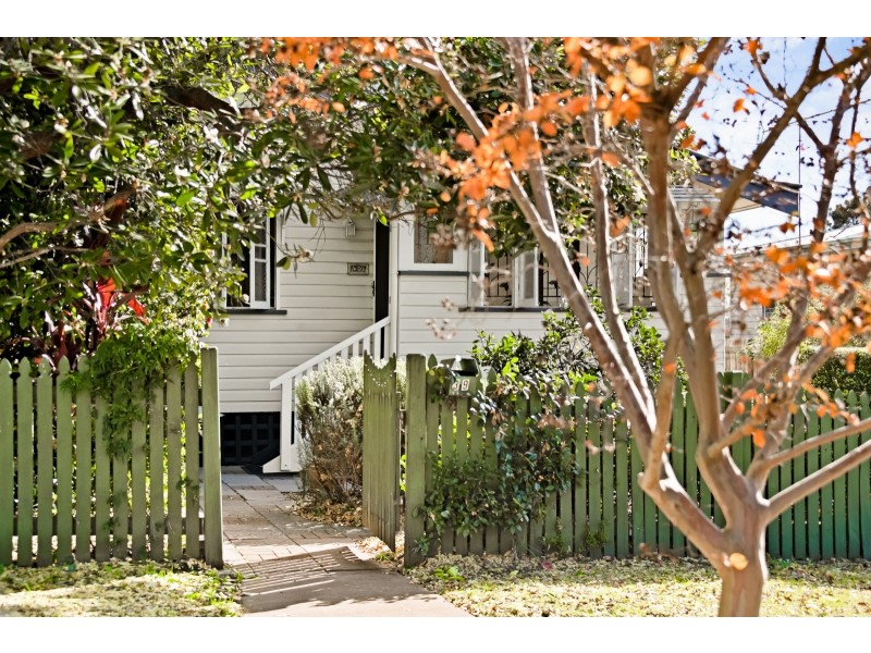 39 Clark Street, South Toowoomba QLD 4350