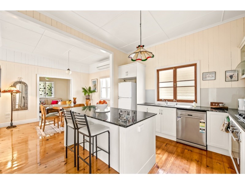 39 Clark Street, South Toowoomba QLD 4350
