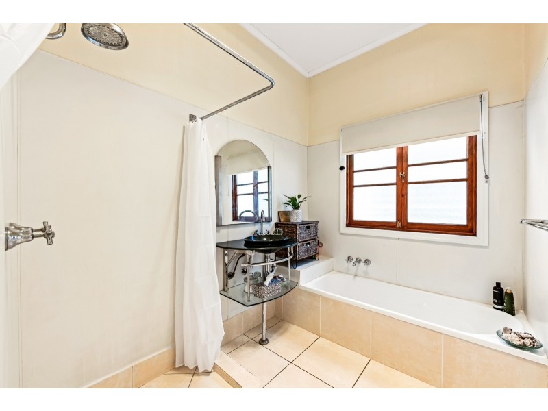 39 Clark Street, South Toowoomba QLD 4350