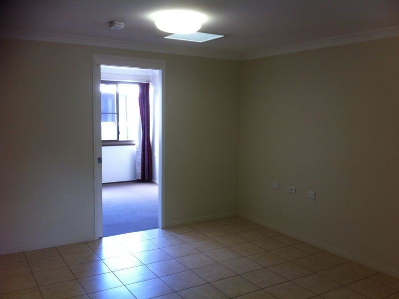 3/311 Bridge Street, Newtown QLD 4350