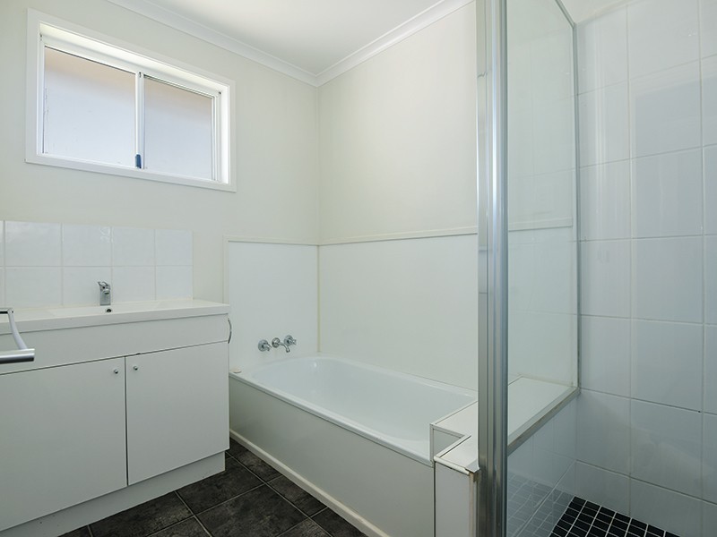 2 Wilga Court, Newtown QLD 4350