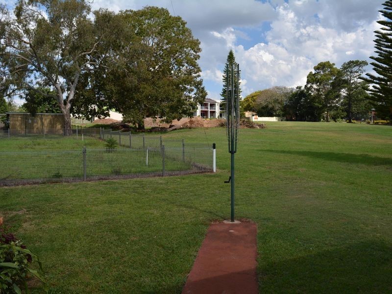 4/12 Morton Street, South Toowoomba QLD 4350