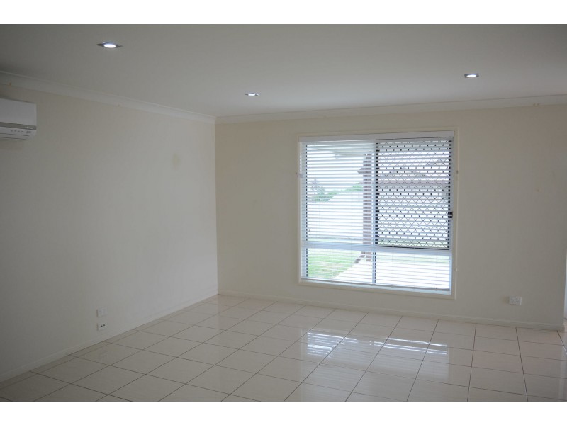 2 Opal Street, Glenvale QLD 4350