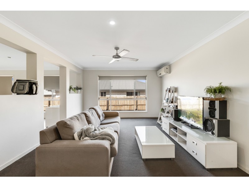 12 Breanna Street, Cotswold Hills QLD 4350