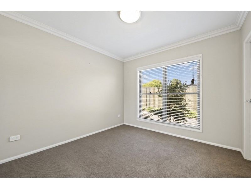 2/19 Bowtell Street, Rangeville QLD 4350
