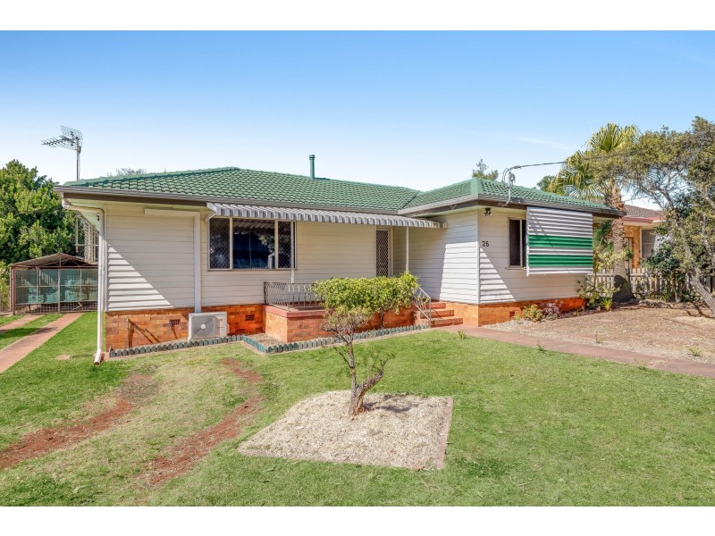 26 Hillside Street, Newtown QLD 4350