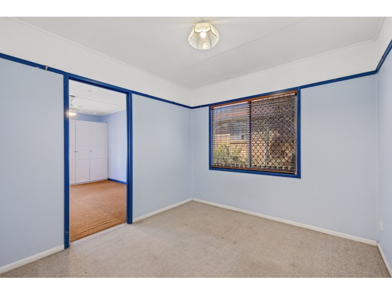 26 Hillside Street, Newtown QLD 4350