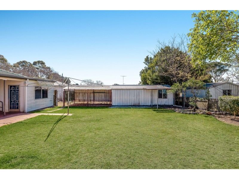 26 Hillside Street, Newtown QLD 4350