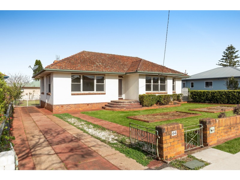 44 Drayton Road, Harristown QLD 4350