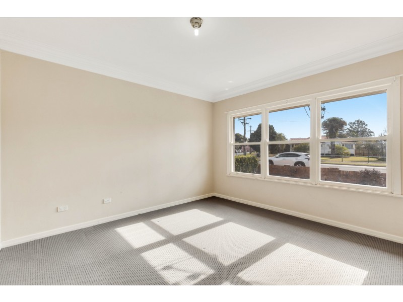 44 Drayton Road, Harristown QLD 4350
