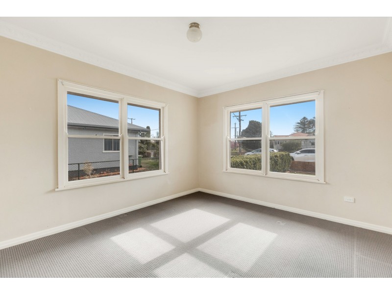 44 Drayton Road, Harristown QLD 4350