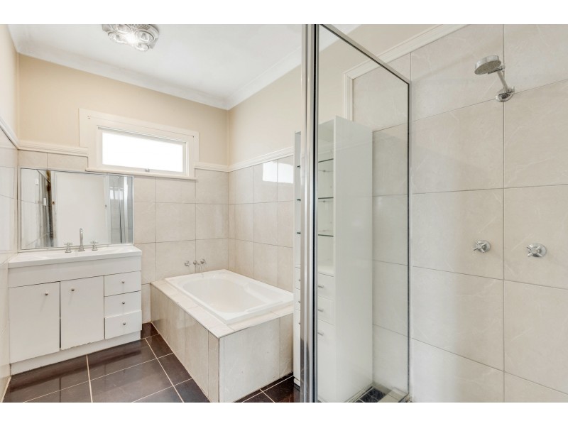 44 Drayton Road, Harristown QLD 4350