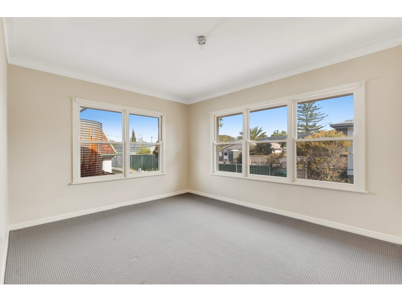 44 Drayton Road, Harristown QLD 4350