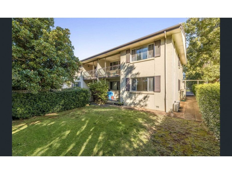 3/110a James Street, South Toowoomba QLD 4350