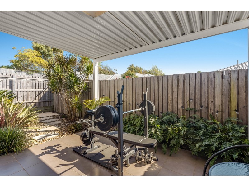 2/13 Wapiti Street, Kearneys Spring QLD 4350