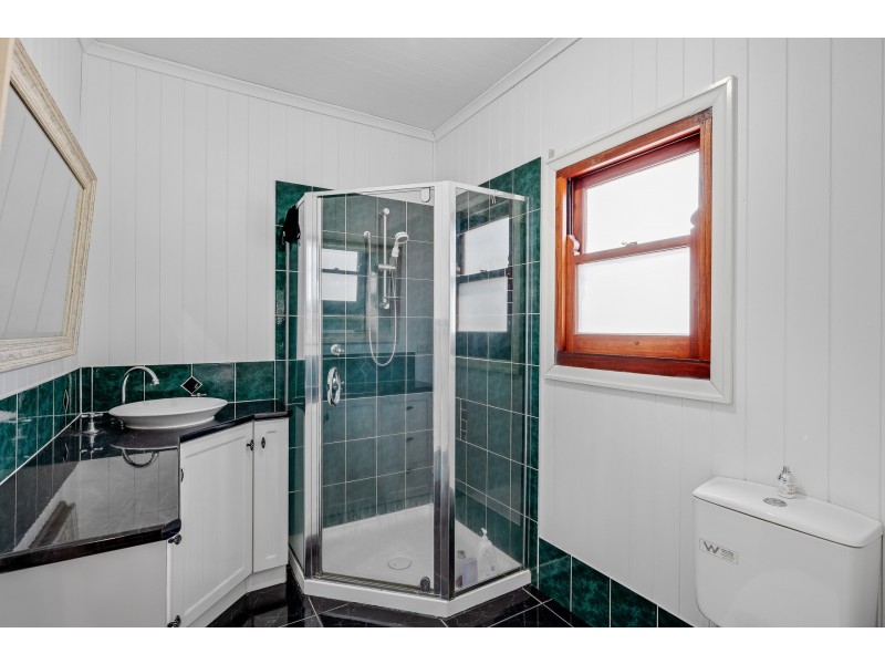 24 Bothwell Street, Newtown QLD 4350