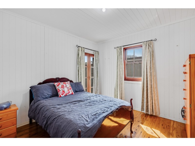 24 Bothwell Street, Newtown QLD 4350